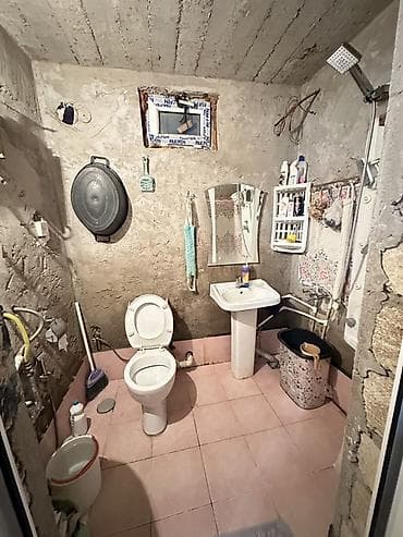 a frame evler kreditle: 6 otaqlı, 240 kv. m, Orta təmir — 8