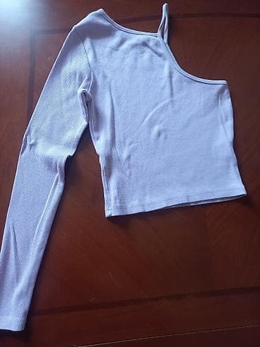 paltar satmaq: Birqollu crop top SUAL VARSA WP YAZIN Eynilə modeldəki kimidir sadəcə — 2