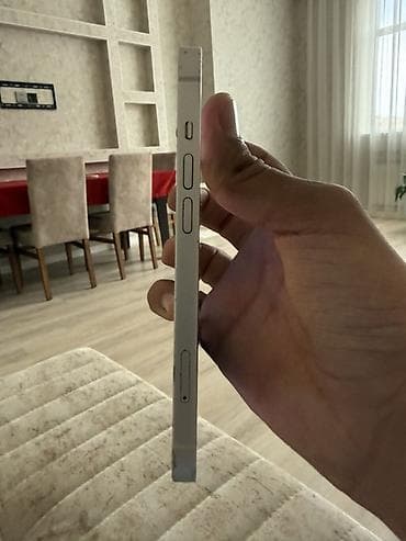 iphone x barter: IPhone 13, Ağ — 2