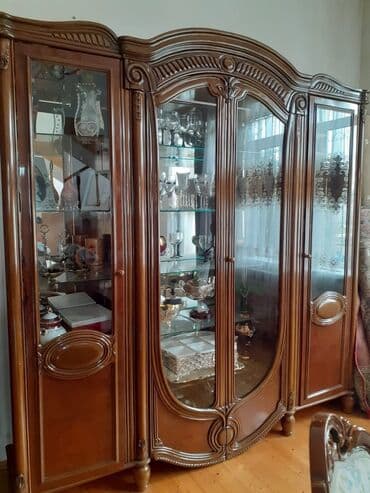 Volkswagen: Трюмо — 1