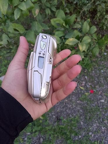 avto manitorlar: Olympus µ[mju:] II ZOOM 80 film fotoaparatı - 35mm kompakt film — 3