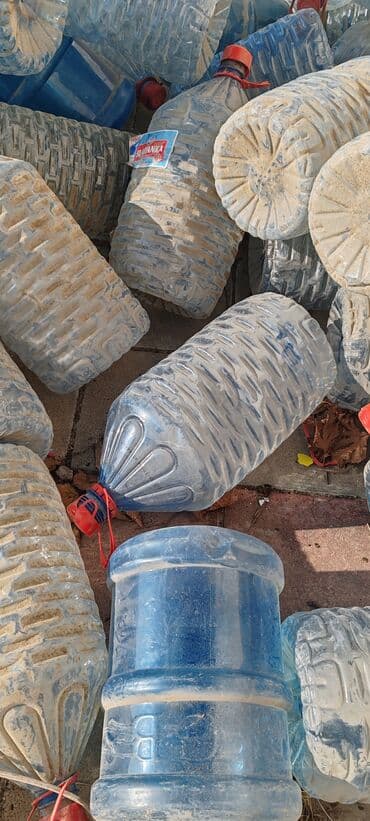 əfqan qazanı qiyməti: Çox yer tutduğu üçün təcili satışdır Boş Pet Qablar 19L 9 qəpikdən — 2