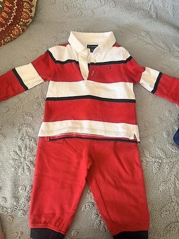 Tommy Hilfiger uşaq dəsti - Ölçü: 18M (etiketdə göstərilib) Bir iki lalafo.az -da Tommy Hilfiger uşaq dəsti - Ölçü: 18M (etiketdə göstərilib) Bir iki