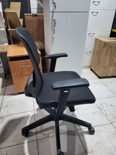 İşlənmiş, Təkərli, Qolları tənzimlənir, Parça