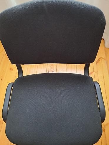 Taburetlər: Stul 20 manat — 2