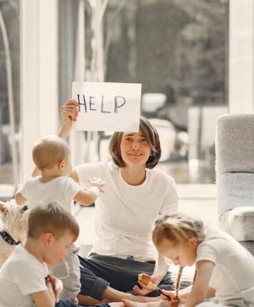 Вакансия🤍 Няня,русскоязычная. Книжки,сказки чтоб читала