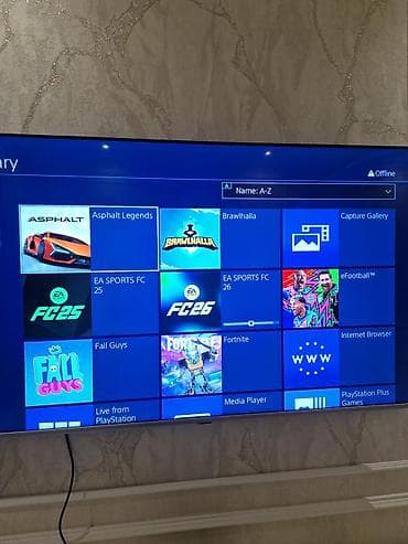 capture card: Sony PlayStation 4 (PS4) oyun konsolu Paket tərkibi: - PS4 konsolu — 3