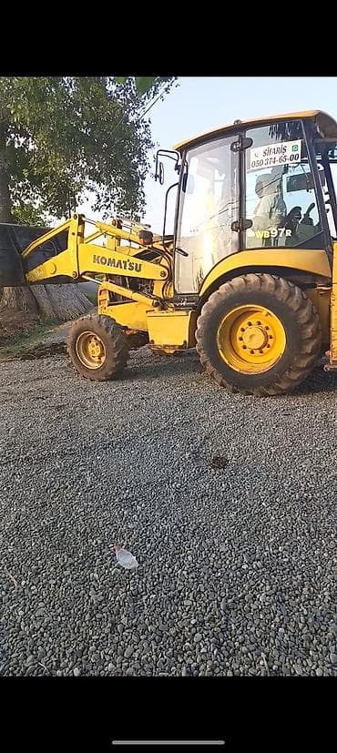 r 13 diskleri: Komatsu WB97R ekskavator-yükləyici - Güclü ön yükləyici vedrə və arxa — 3