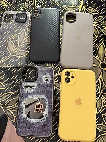 Məhsul: iPhone 11 üçün müxtəlif telefon örtükləri dəsti Komplektdə — 1
