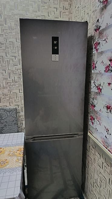 Soyuducu – inox (paslanmayan polad) Hoffmann ve her bir ciziqi v.s lalafo.az -da Soyuducu – inox (paslanmayan polad) Hoffmann ve her bir ciziqi v.s