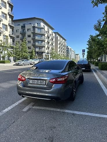 nissan patfander: Nissan Altima sedan - Korpus: 4 qapılı sedan, tünd boz rəng - — 5