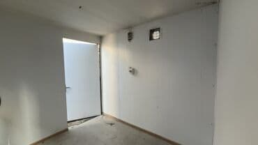 konteyner evler qiymeti: Mühafizə köşkü. Alkopan və dəmir profillə yığılıb, su soyuq keçırmır — 2