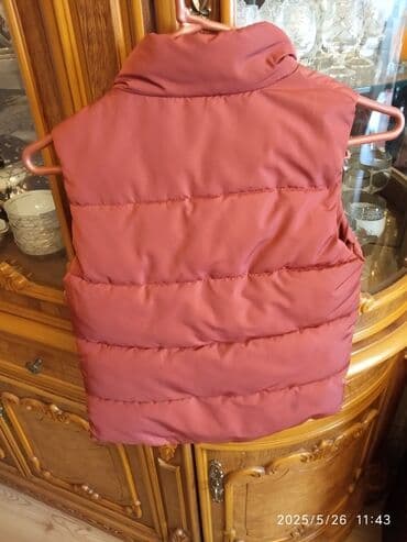 geyim pulsuz verilir: Jiletlər — 1