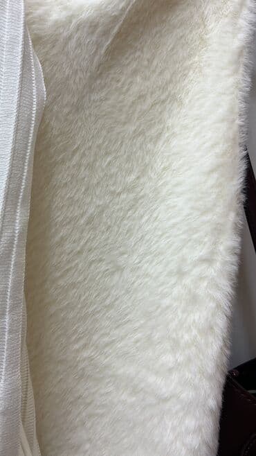 Toy paltarları və aksesuarları: Ağ rəngli mini tüklü don etiket üstündədir yenidir 25 azn — 3