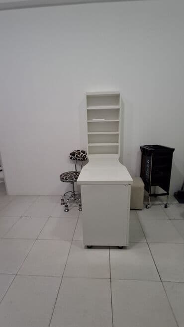 кафе ресторан аренда: Ünavan Abşeron Rayon saray qəsəbəsi. dırnaq ustası axtarılır Salon — 3