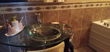 musfiqabadda ev satilir: Bakı, 3 otaqlı, Köhnə tikili, m. Nəriman Nərimanov, 85 kv. m — 3