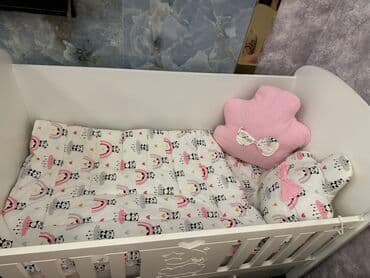 uşaq yelənçəyi: Oğlan və qız üçün, Dördbucaq, Beşik, Dəst ilə, Yellənmə mexanizmsiz — 3