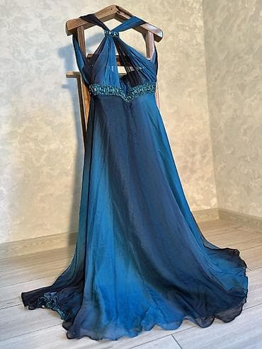 qedimi qol saati: Vintage Yves Calin embellished mesh maxi dress in deep ocean blue — 1