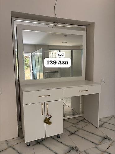 İşlənmiş, Makiyaj üçün masa lalafo.az -da İşlənmiş, Makiyaj üçün masa