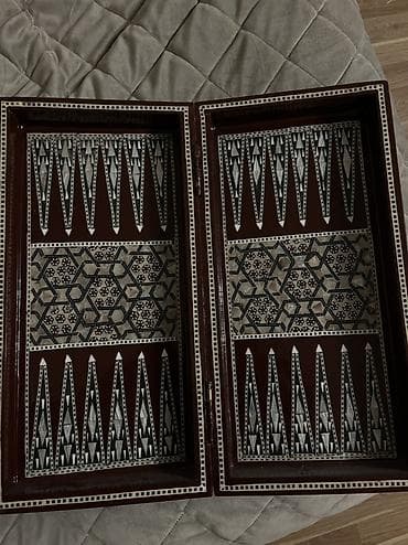 şahmat satılır: Misirdən gətirilmiş sədəf işləmə Nərd və Şahmat taxtası.Elde 3 eded — 4