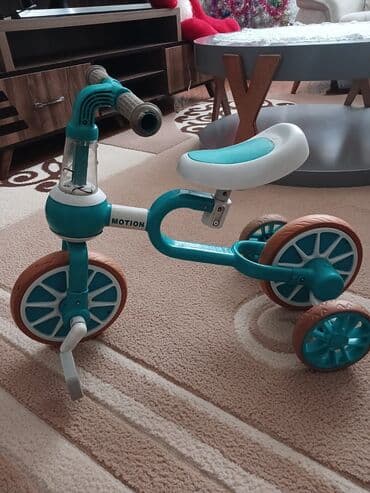 детские защитные шорты для роликов: Uşaq üçtəkərli velosipedi - Rəng: firuzəyi-ağ, təkərlərdə qəhvəyi — 2