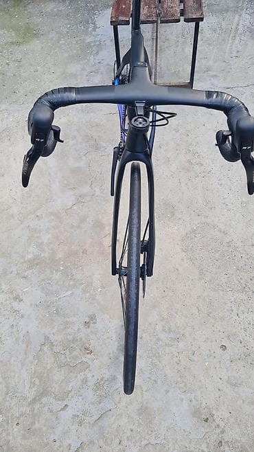 gravel velosiped: Pinarello yol velosipedi – karbon çərçivə və aero dizayn — 4