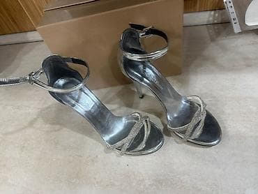 Босоножки, сандалии, шлепанцы: Gümüşü rəngdə qadın hündürdaban sandal - Brend: GO GO Shoes (daxildə — 1