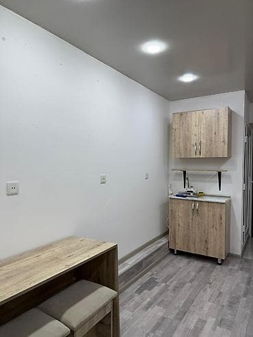 kiray ev: ⸻ Nəsimi rayonu, Nəsimi metrosuna 15 dəqiqə piyada məsafədə Zərifə — 5