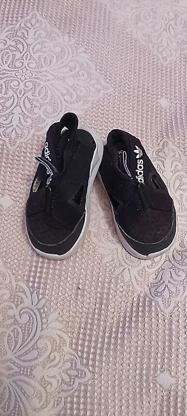 Oyuncaqlar: 10 manat — 1