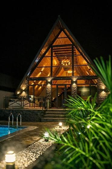 Гаражи: A‑Frame dizaynlı taxta kottec – şəxsi hovuz və geniş həyət - — 9