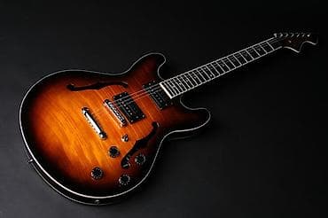 Elektro gitara
Tornado
Çanta və kabel hədiyyə