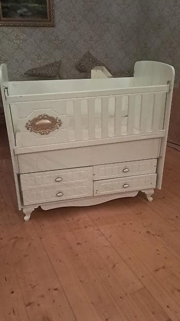 Beşik matras var .Qiymıt 80 manat. Ceyranbatan