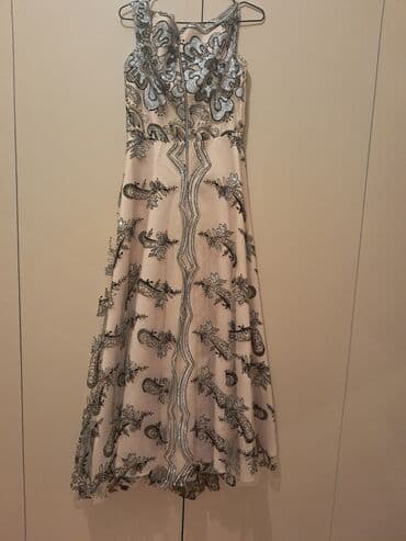 шуба из овчины азербайджанская: Zərif gecə/libas - Rəng: açıq şampan-bej əsas, üzərində qara naxışlı — 2