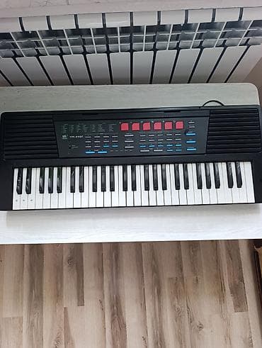 CD, DVD диски и кассеты: Синтезатор, Б/у — 4