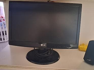 Stolüstü kompüter dəsti Tərkib: - Sistem bloku (qara korpus, ön