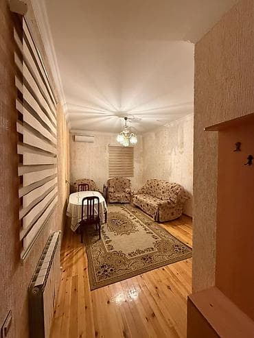 ev alqı satqı ofisləri: Unvan Qarayev Metro. 7.8 deq mesafede apartman tipli 3 mertebenin 1ci — 10