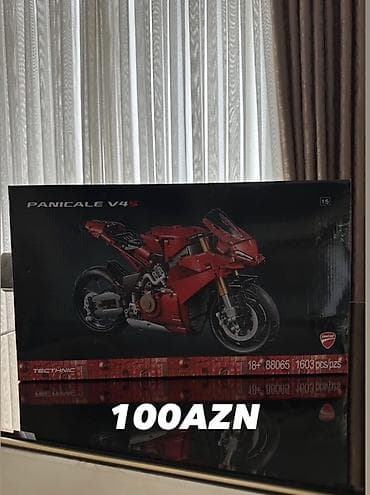 ereb pulu: PANICALE V4S (Ducati) lego technic konstruksiya dəsti - Miqdar: 1603 — 1