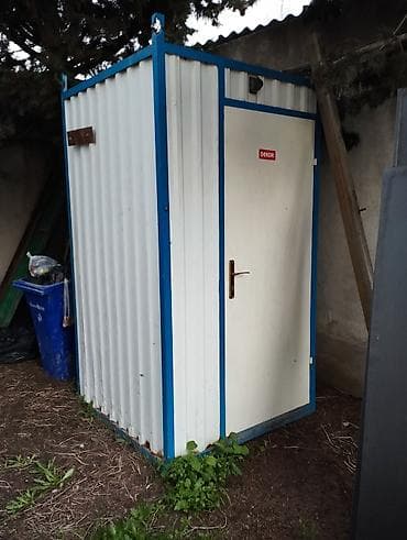 ванна кабина: Metal karkaslı, sendviç paneldən yığılmış kompakt sanitar konteyner — 1