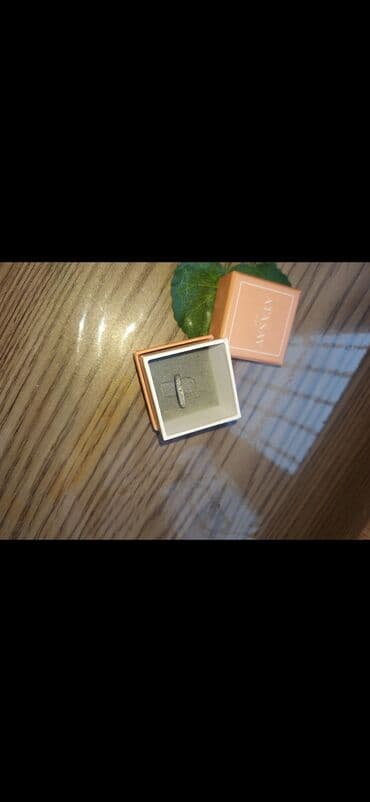 gumus 51: Üzük, Ağ qızıl — 3