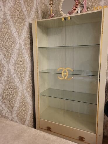 Moyka avadanlığı: Şüşəli dolab vitrini — 2