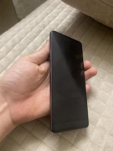 asus rog phone 6: Samsung Galaxy A72, Barmaq izi, Simsiz şarj, İki sim kartlı — 7