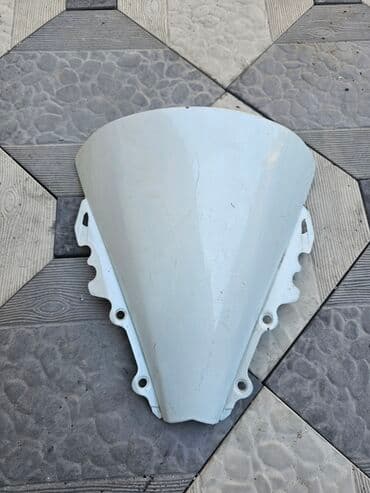 razvarka disk satilir: Yamaha R6 qabaq şüşə — 1