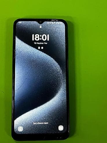 mini led: Samsung Galaxy A23, 128 GB, rəng - Qara, Qırıq — 2