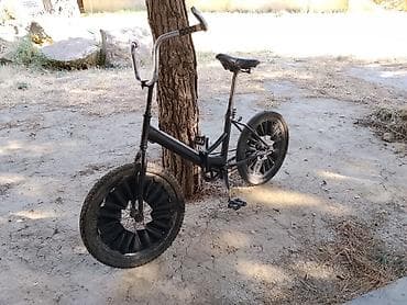larzon disk: Stunt/drag üslubunda modifikasiya edilmiş moped-baza - Çərçivə və — 1