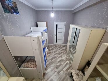 kirayə boş evlər: - Çoxmərtəbəli yaşayış kompleksində mənzil. - Geniş, səliqəli həyət — 26