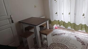 metbext mebeli: 2 dest masa her deste 4 stul.daxildir 1 desti 50 azn. Unvan Masazir — 1