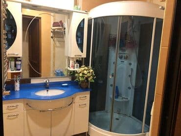 qarayev 4 otaqli kohne tikili: 4 otaqlı, Yeni tikili, m. Xalqlar Dostluğu, 134 kv. m — 8