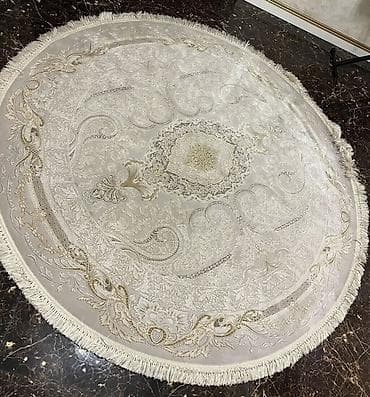 8 mart aid sekiller: Xalça Dekorativ — 1