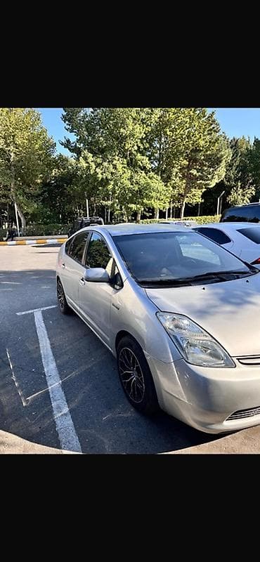 hibrit masinlar turbo az: Toyota Prius (2-ci nəsil) hibrid hetçbek - Gümüşü/gri rəngli kuzov - — 3