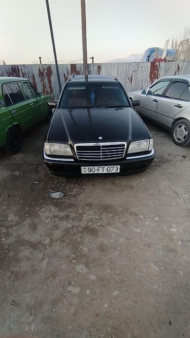 benzin bakı: Mercedes-Benz C-Class: 2.4 l | 1999 il Universal — 1